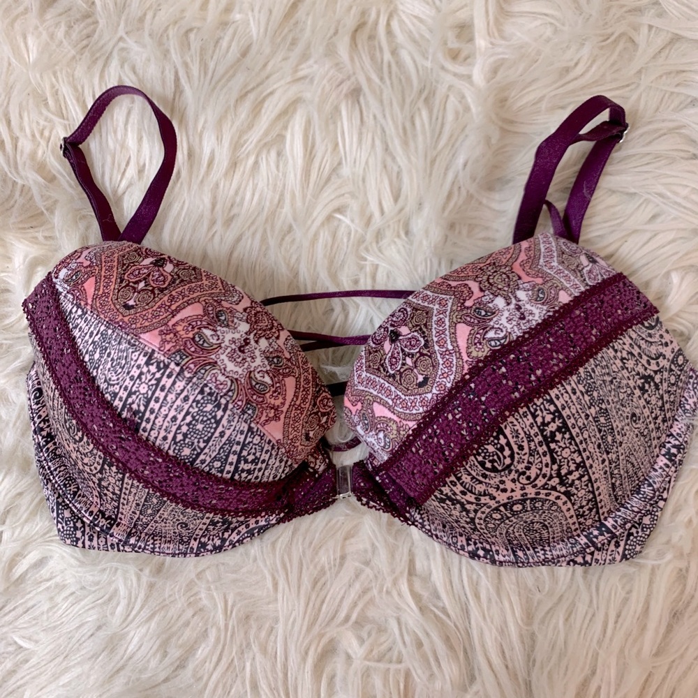 Victoria’s Secret bra 32D